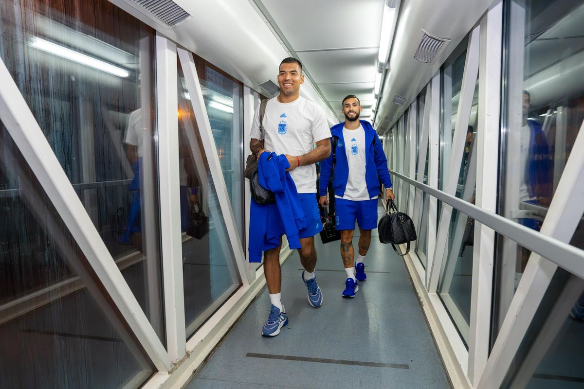La Selección argentina, con el mendocino Taty Castellanos, llegó a Barranquilla cerca de la medianoche. La Selección argentina, con el mendocino Taty Castellanos, llegó a Barranquilla cerca de la medianoche. 