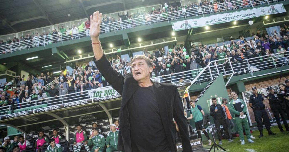 El Emperador se desvinculó de Banfield de común acuerdo con la dirigencia. El Emperador se desvinculó de Banfield de común acuerdo con la dirigencia.