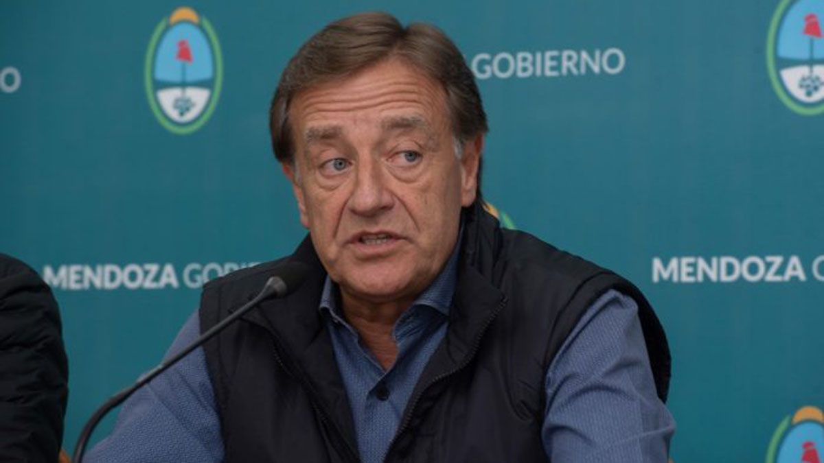 Rodolfo Suarez marcó su postura en contra de la vigencia de los cargos hereditarios.