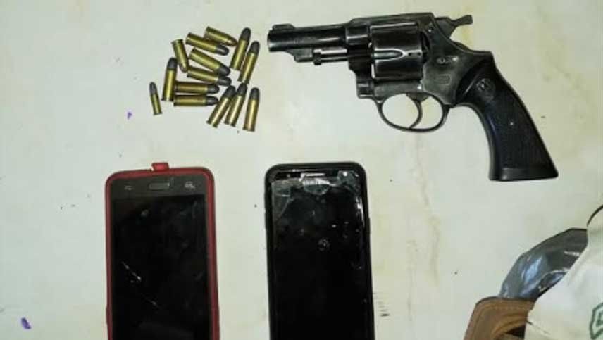 Una pareja fue detenida con droga, más de $100 mil y un arma en Las Heras