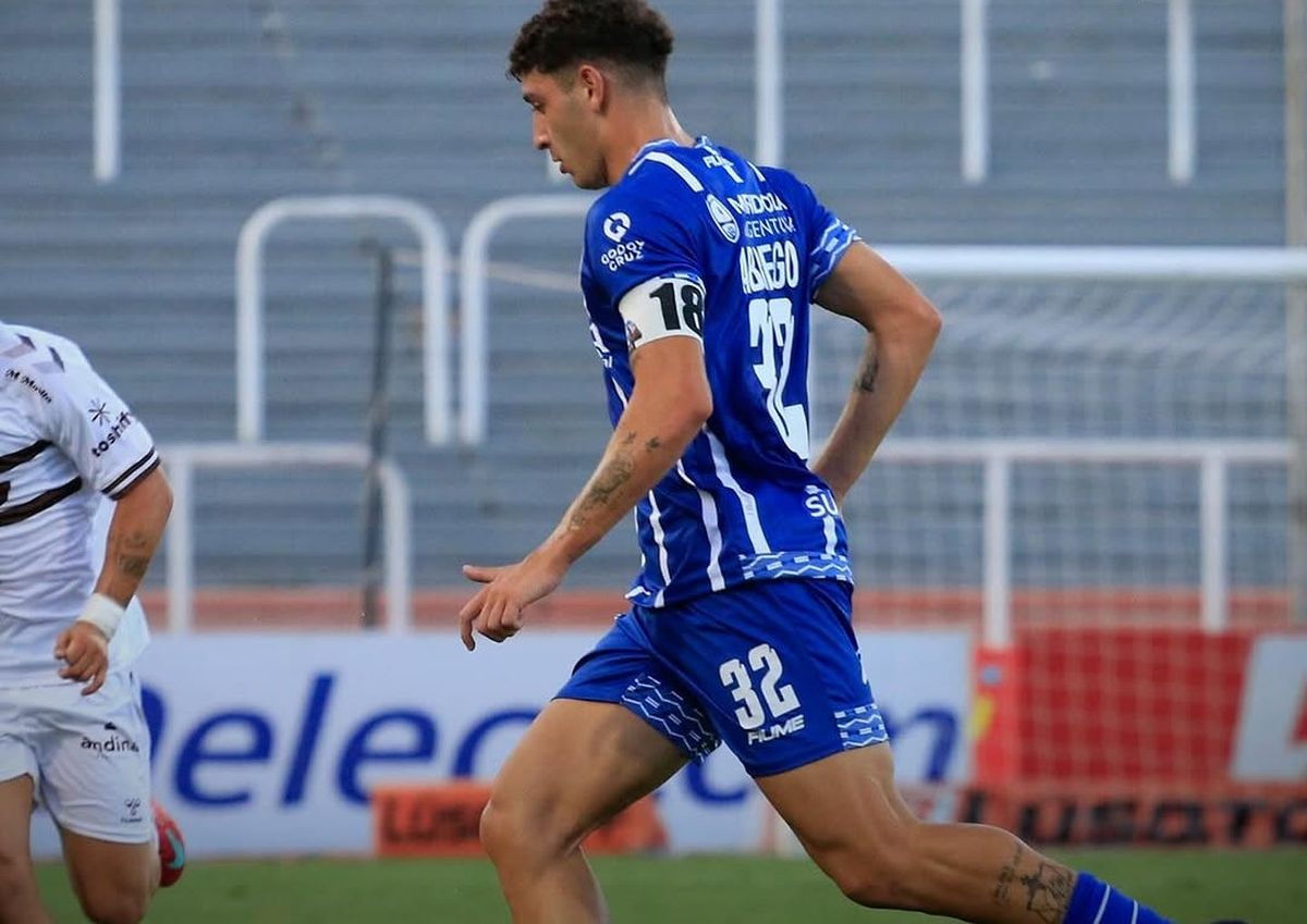 Gonzalo Ábrego fue el capitán de Godoy Cruz ante Platense. Foto: Gentileza Prensa Godoy Cruz. Gonzalo Ábrego fue el capitán de Godoy Cruz ante Platense. Foto: Gentileza Prensa Godoy Cruz. 