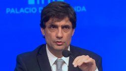 Lacunza aseguró que no permitirá una corrida irracional del dólar