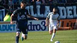 El volante Diego Tonetto será baja en Independiente Rivadavia por un desgarro. El volante Diego Tonetto será baja en Independiente Rivadavia por un desgarro.