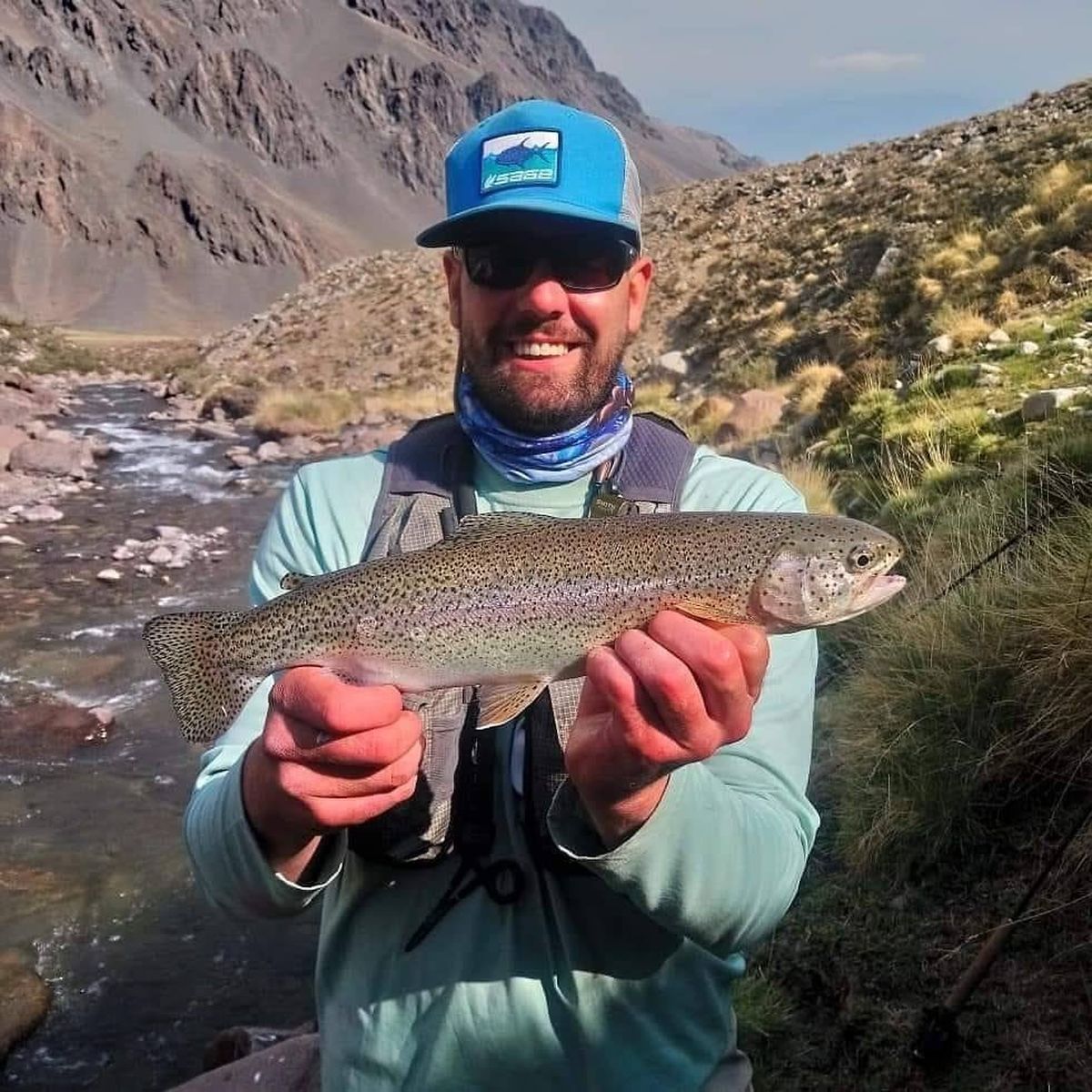Moncho es aficionado a la pesca con mosca.
