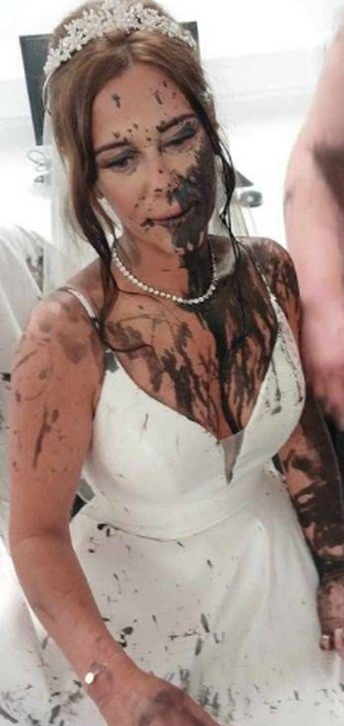 As&iacute; qued&oacute; Emma Monk luego de ser abordada por su cu&ntilde;ada, quien buscaba venganza por un problema de larga data.