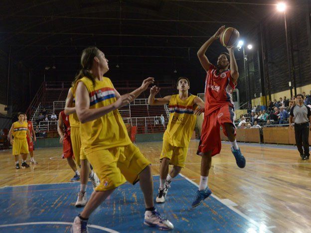Se pone en marcha el torneo mendocino de básquetbol
