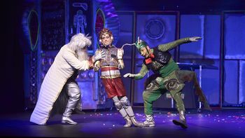 Una versión robotizada de Pinocho llegó al teatro estas vacaciones de invierno