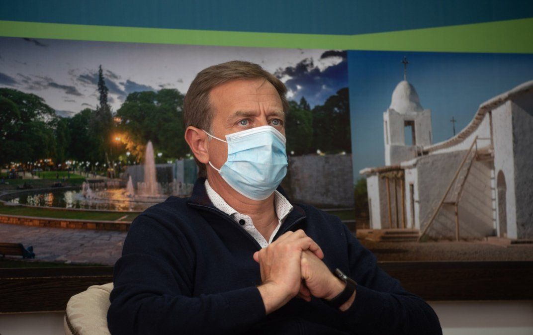 Rodolfo Suarez. Recibió el respaldo de dirigentes empresarios y sociales.