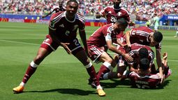 Qatar lo empató en tiempo de descuento y sumó el primer punto de su historia en los mundiales.
