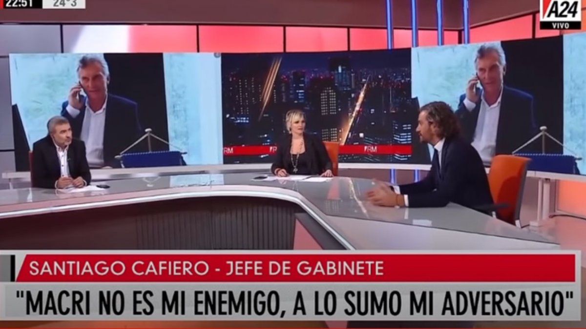 Santiago Cafiero en A24, con Romina Manguel y Javier Calvo.
