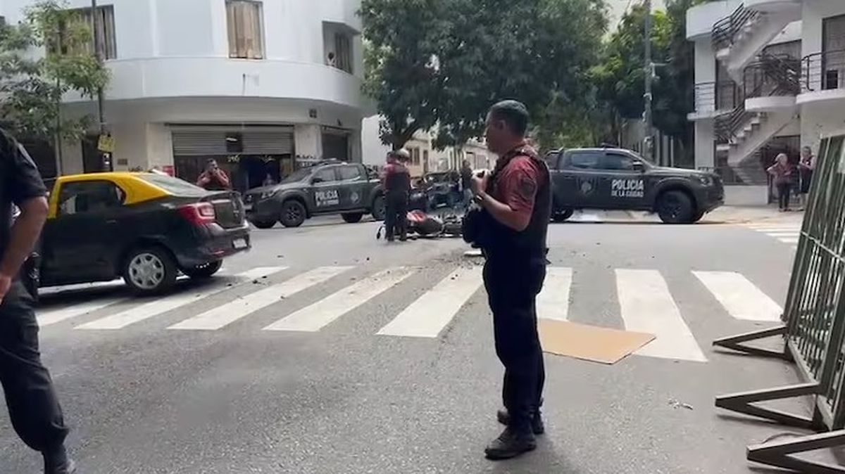 Cristina Kirchner quedó conmovida por el accidente frente a su casa en el que murió un militante