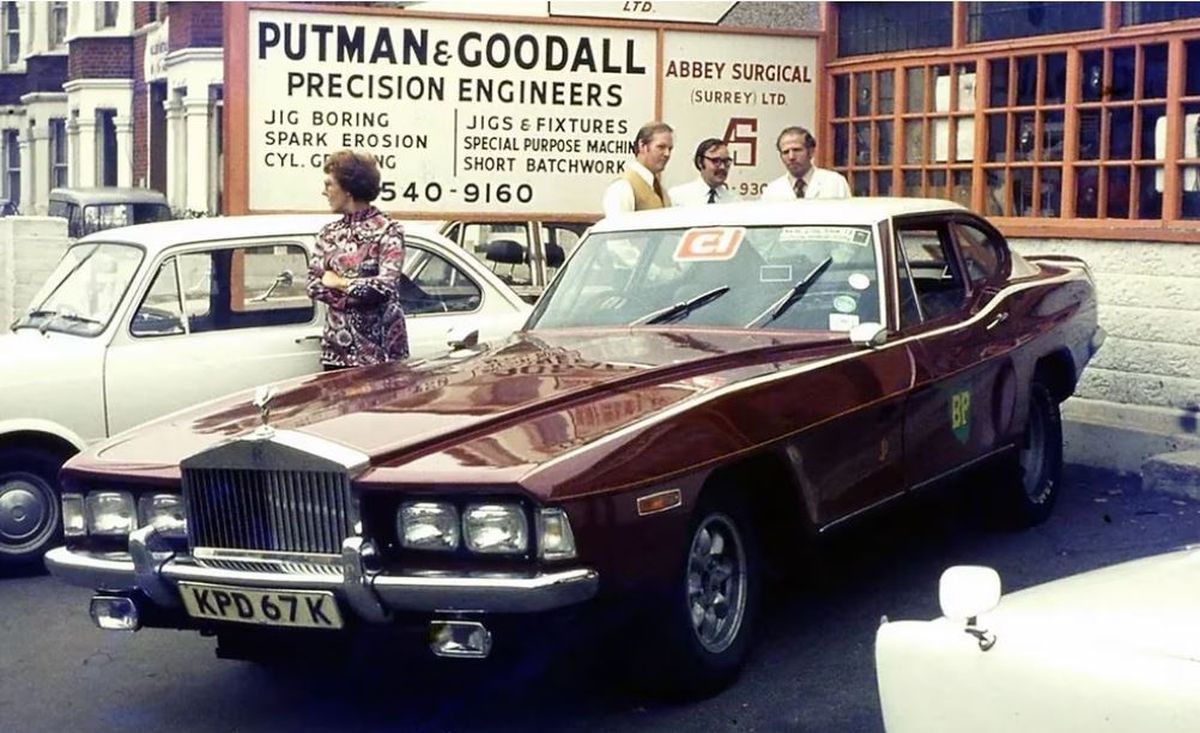 El más poderoso. Subastarán "La Bestia", el auto con el motor más grande de todos los tiempos.