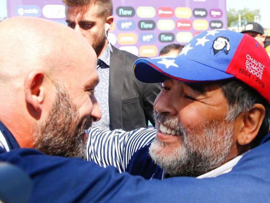 El Gallego Méndez y Diego Maradona trabajaban juntos en Gimnasia La Plata.