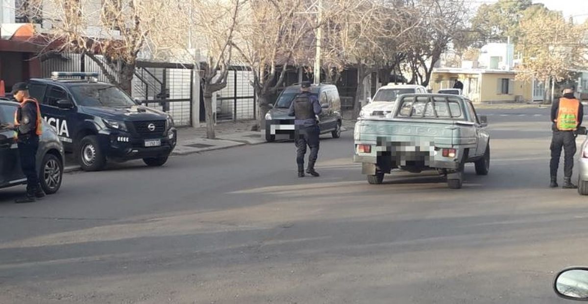 Operativo policial en Guaymallén.