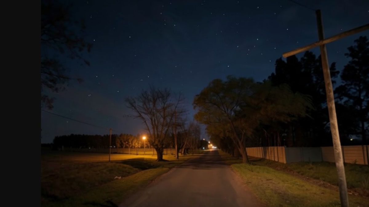 Bochornoso: un policía fue filmado teniendo sexo frente a un cementerio y fue suspendido