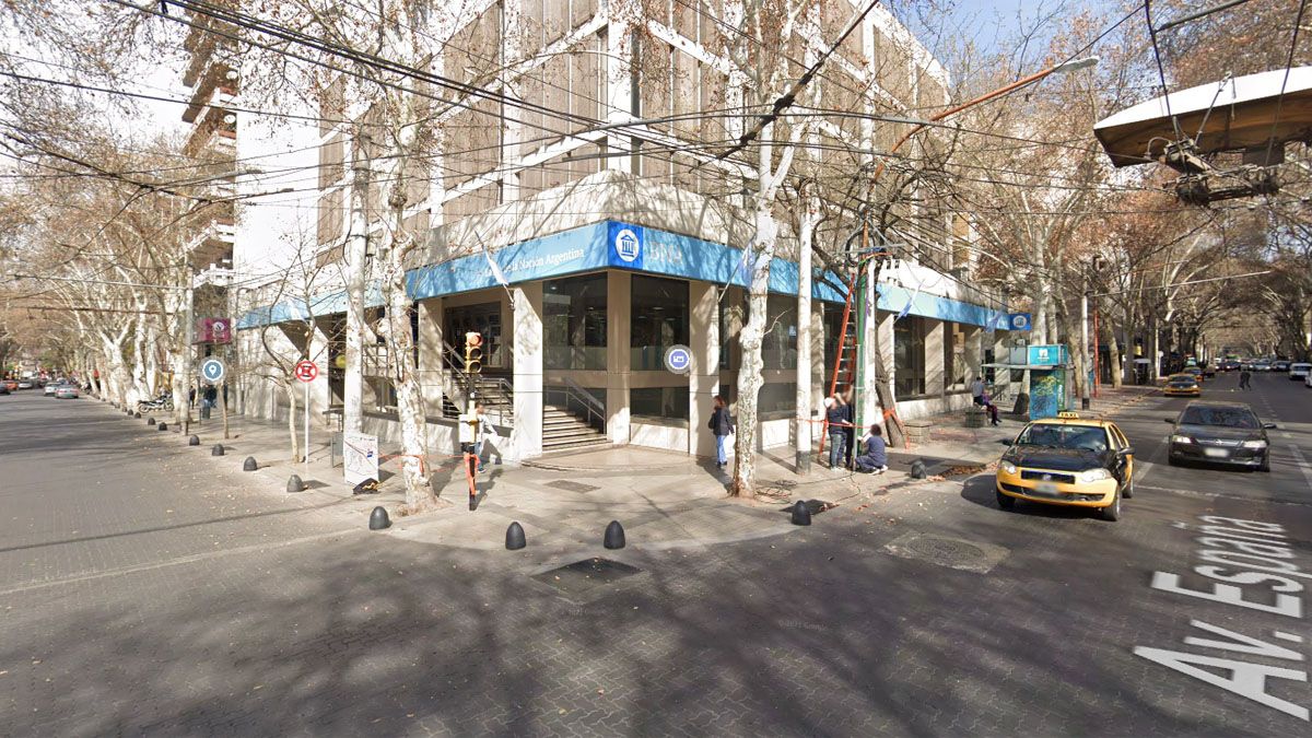 El banco estatal que podría volver a funcionar en Mendoza, podría ser también agente financiero del Estado, rol que hoy cumple el Banco Nación.