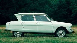 Este auto Citroën supo ser famoso en la década del 60. Este auto Citroën supo ser famoso en la década del 60.