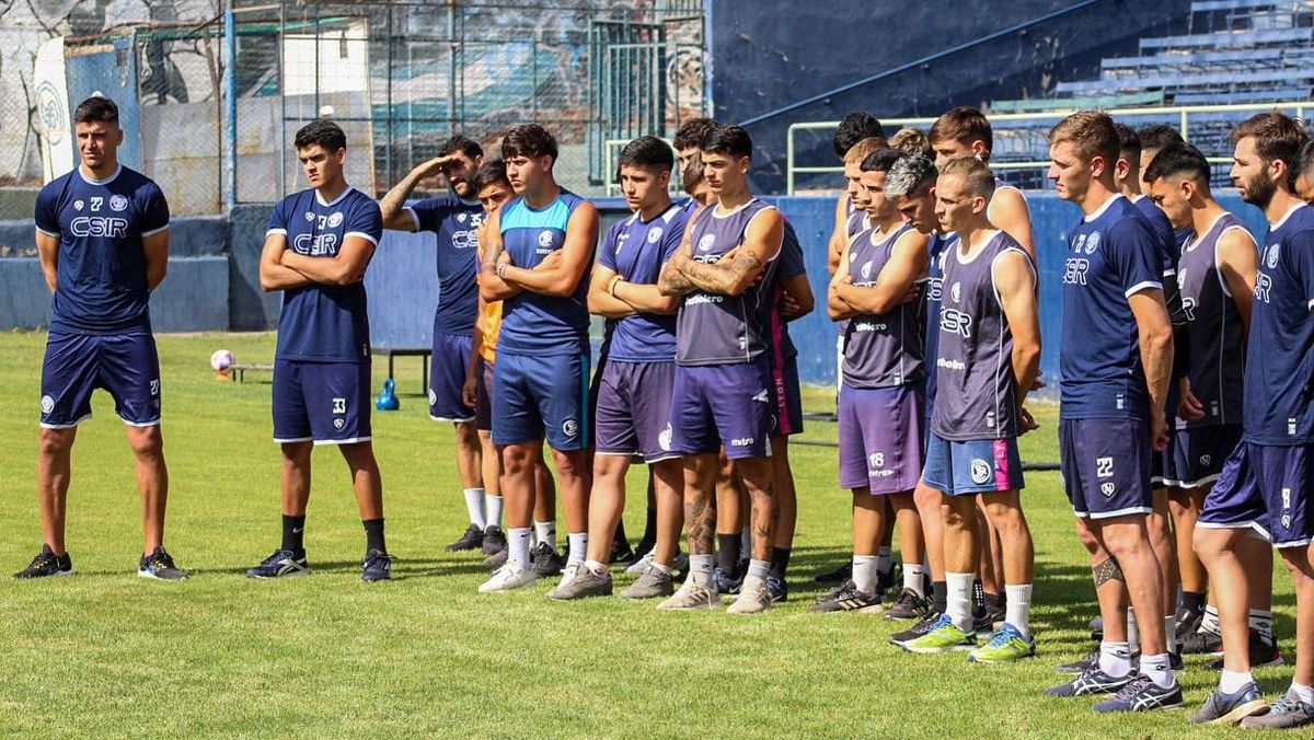 El plantel de Independiente Rivadavia entrena con mucha intensidad en esta pretemporada.