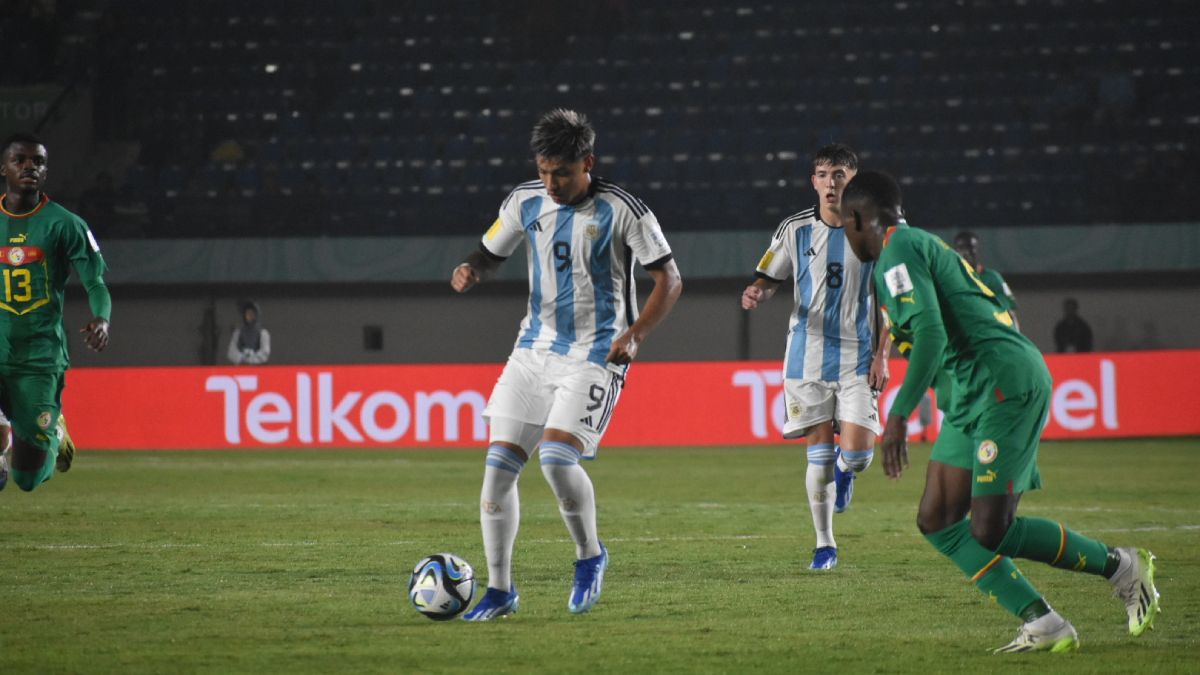 La selección argentina Sub 17 inició el Mundial de Indonesia con derrota por 2 a 1.