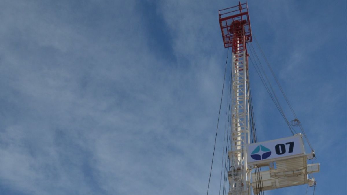 Suren SA comenzó a operar el nuevo equipo de torre de Petróleos Sudamericanos. Suren SA comenzó a operar el nuevo equipo de torre de Petróleos Sudamericanos.
