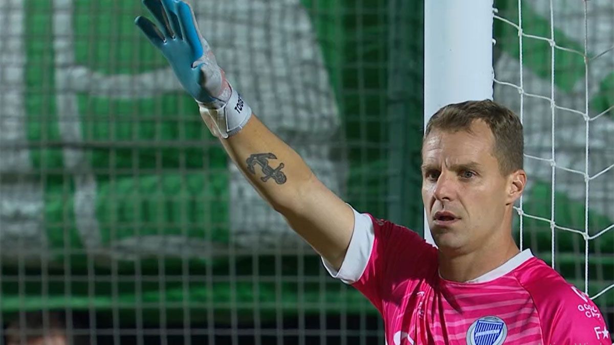 Diego Rodríguez le aporta seguridad al arco de Godoy Cruz.