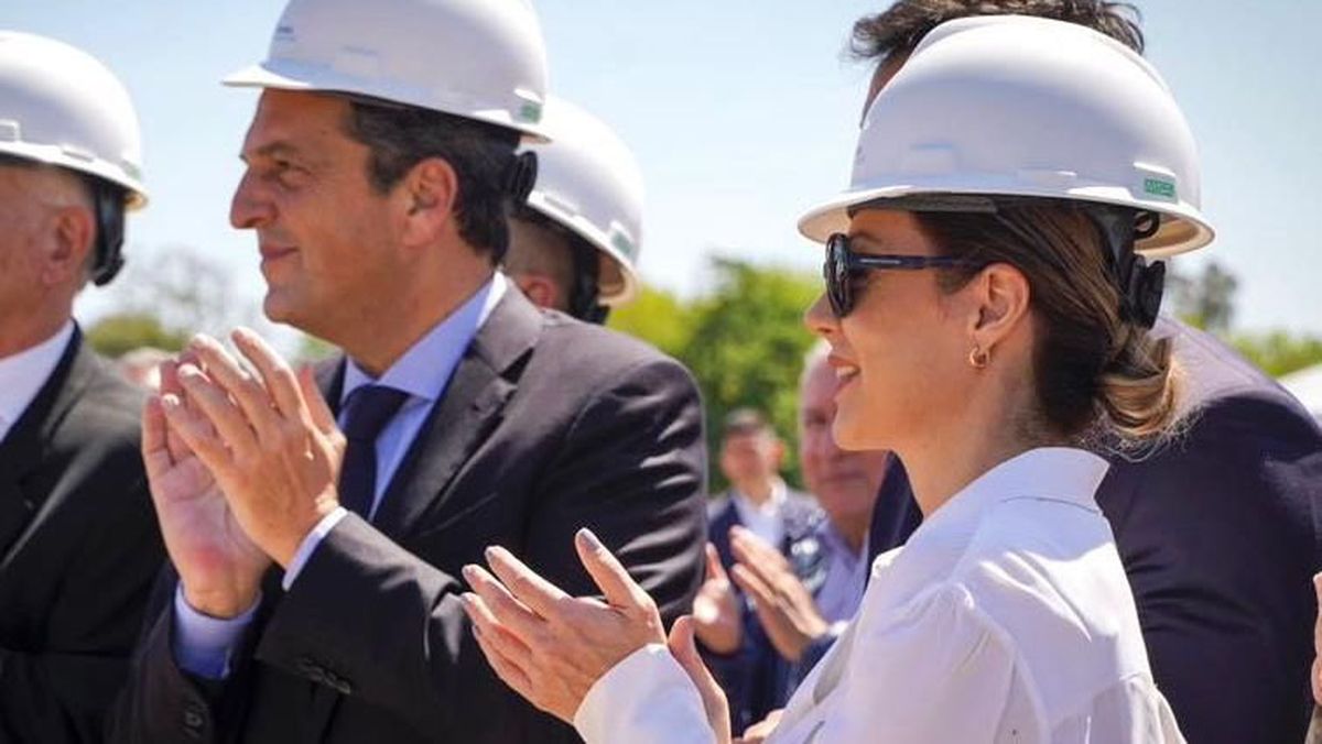 El ministro de Economía, Sergio Massa, destacó la importancia del gasoducto Néstor Kirchner en materia energética. El ministro de Economía, Sergio Massa, destacó la importancia del gasoducto Néstor Kirchner en materia energética.