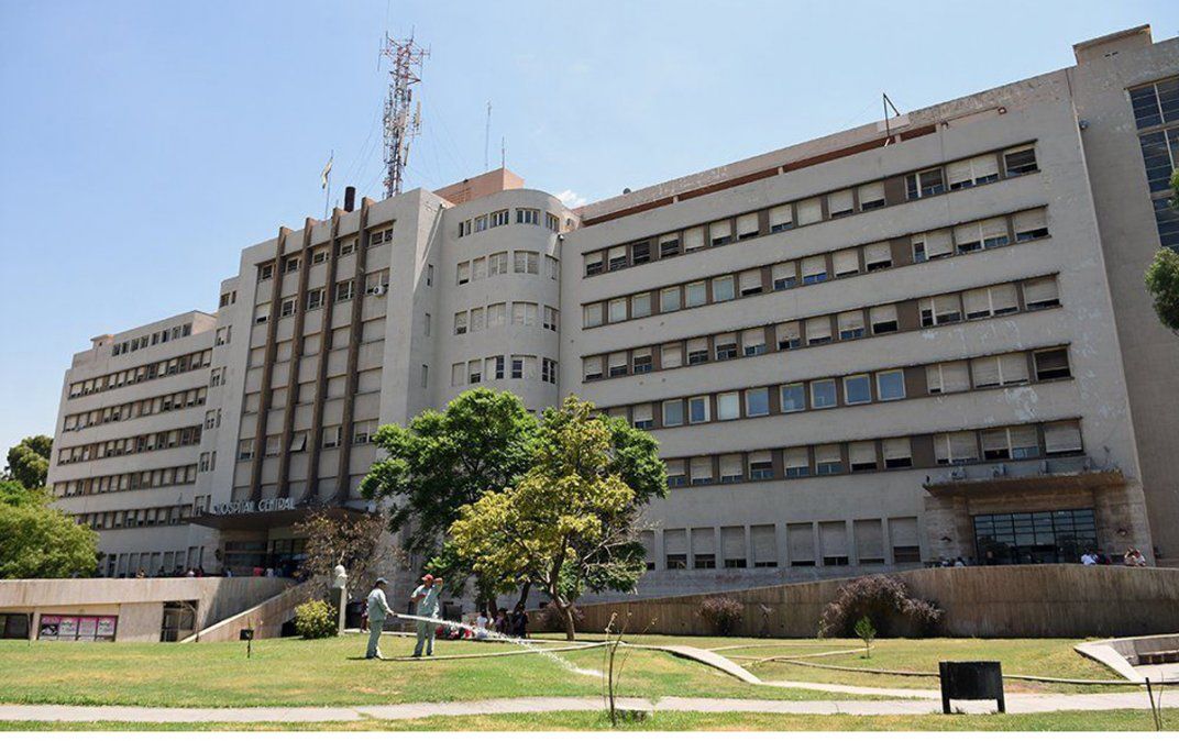 Un preso murió en el Hospital Central por coronavirus