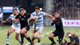 Juan Martín González marcó el único try de Los Pumas ante los All Blacks