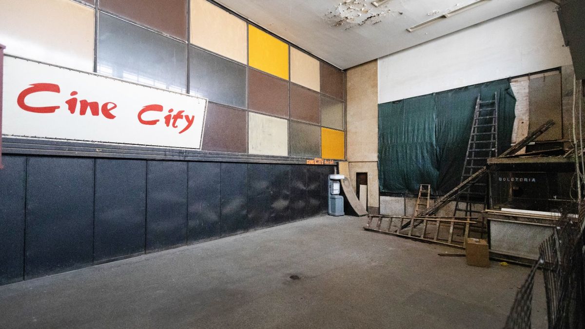 En el cine City se dice que hay otra puerta del infierno En el cine City se dice que hay otra puerta del infierno