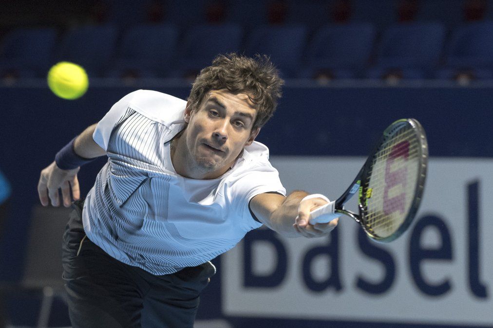 Pella avanzó en Basilea por el abandono de Gasquet