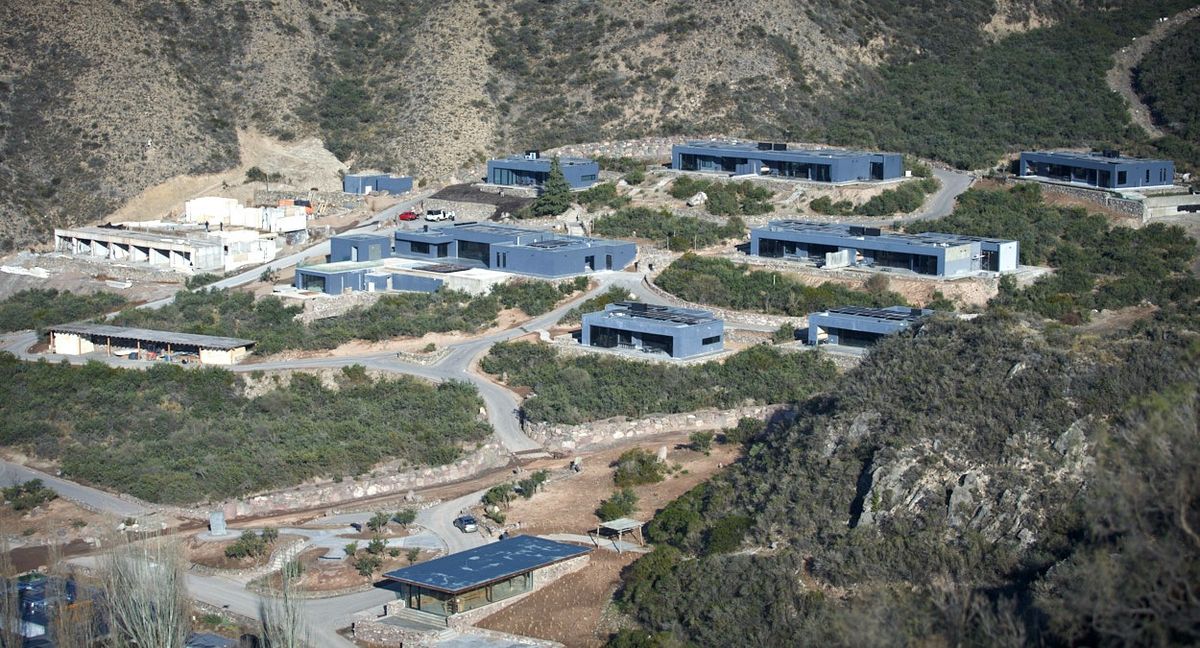 Vista del complejo Puesto del Indio, en la precordillera mendocina, a 20 minutos del centro de la ciudad.