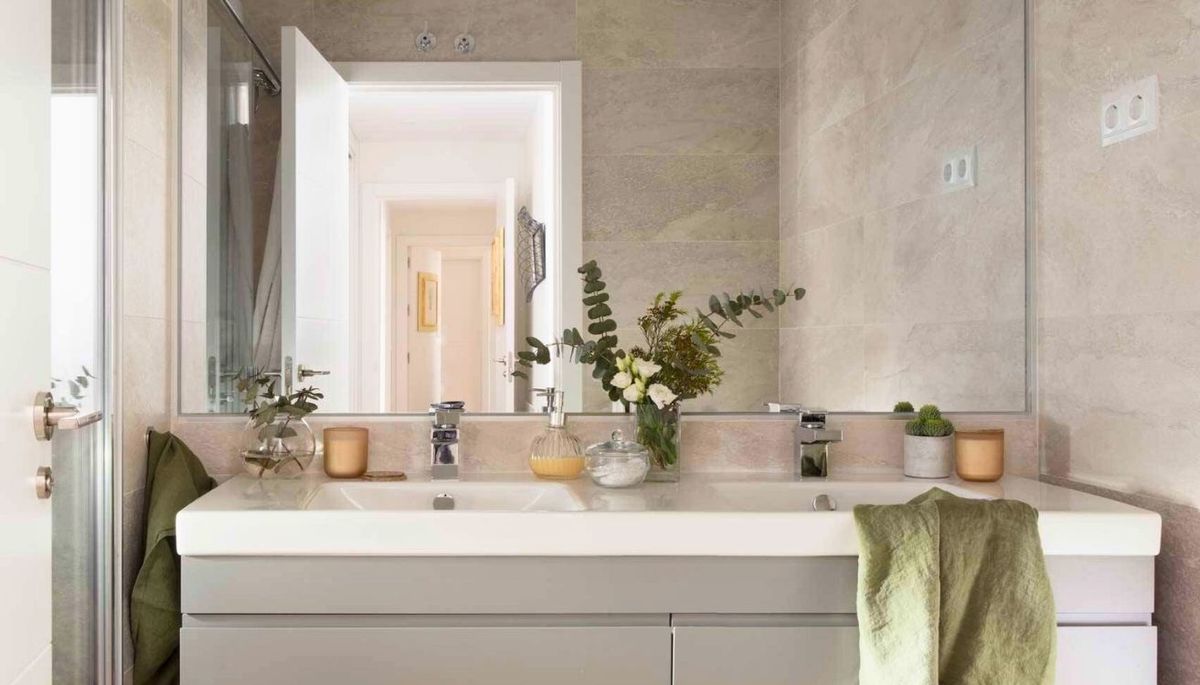 Cómo hacer un perfume casero para que el baño huela como un spa