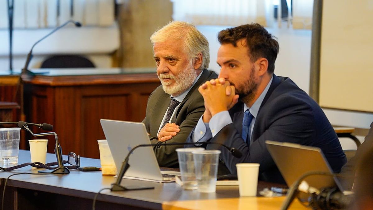 Dos de los abogados de Walter Bento, Mariano Fragueiro y Felipe Salvarezza. Dos de los abogados de Walter Bento, Mariano Fragueiro y Felipe Salvarezza.