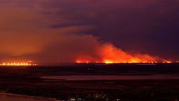 La impactante imagen de la NASA en la que se ve el voraz incendio en el Delta del Paraná