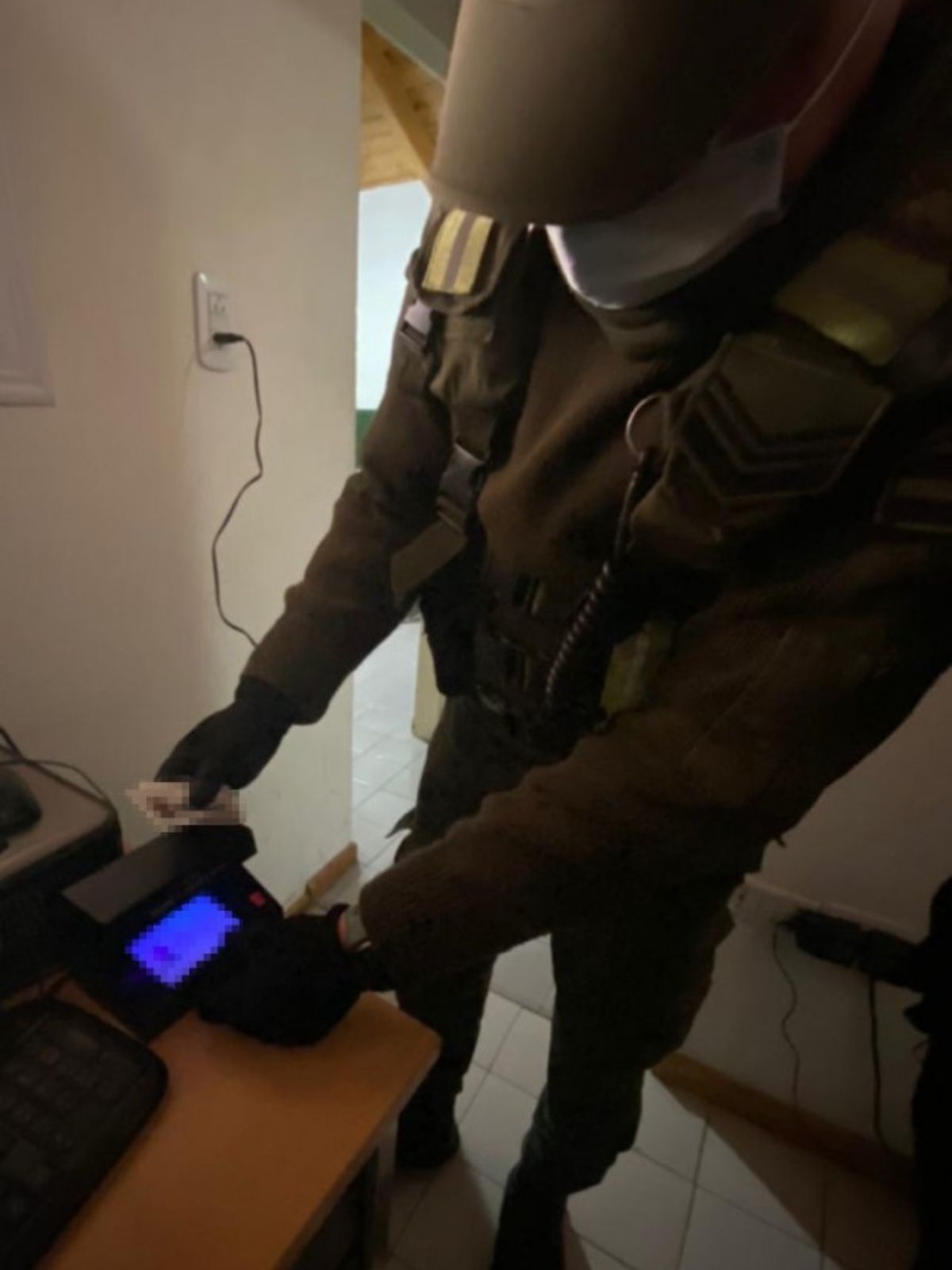 Los gendarmes procedieron a la identificación de las tarjetas, de crédito y débito, secuestrados en un control de rutina sobre Ruta 7.