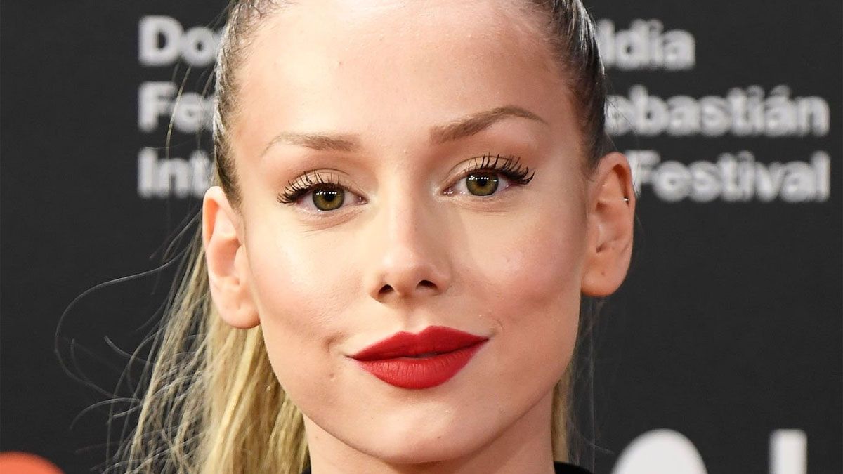 Netflix: la serie que protagoniza Ester Expósito y no te dejará ...