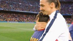 La imagen del día: el abrazo más esperado