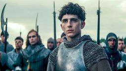 El actor Timothée Chalamet interpreta al rey Eduardo V en la aclamada película de Netflix.