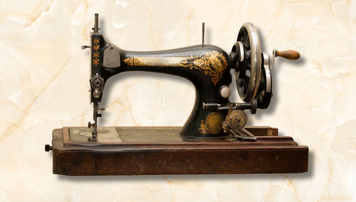 Tu vieja máquina de coser puede convertirse en un mueble de diseño con estas ideas de decoración