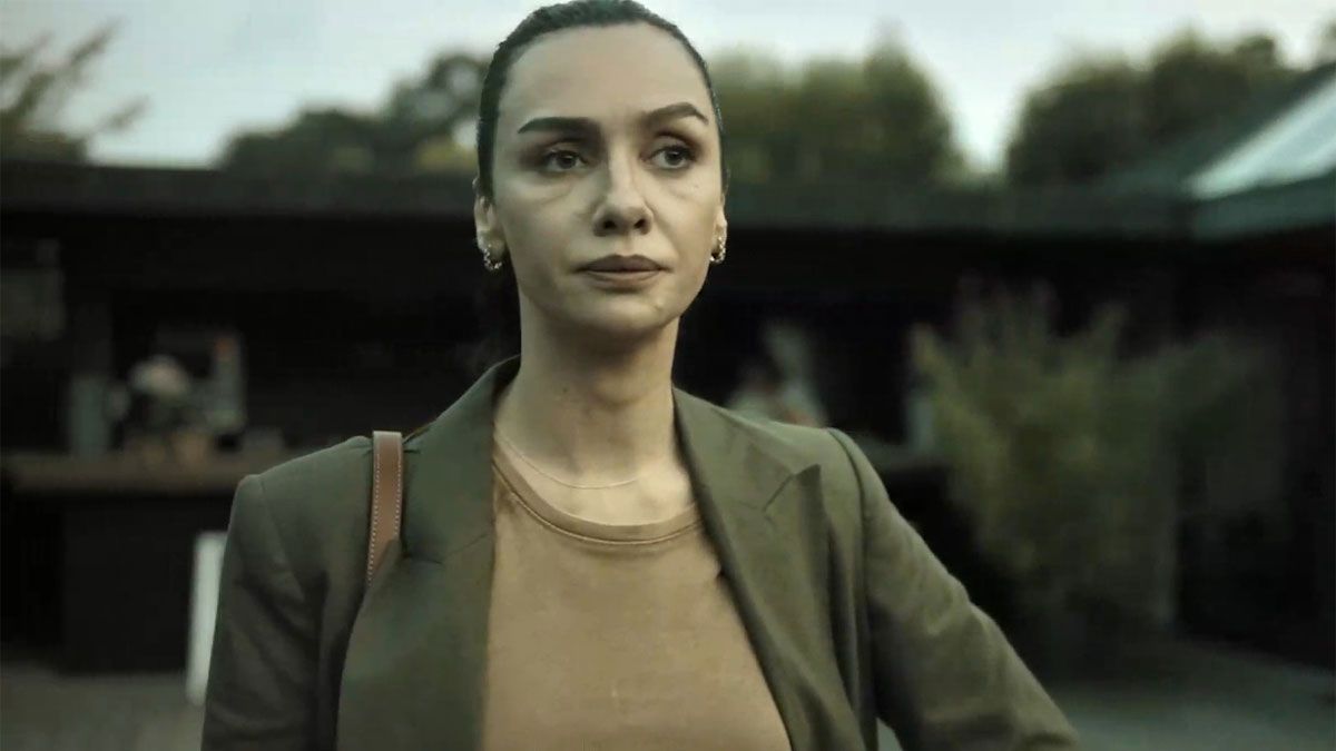La actriz Birce Akalay es la protagonista principal de la serie de Netflix. La actriz Birce Akalay es la protagonista principal de la serie de Netflix.