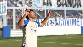 Nahuel Ulariaga, muy emocionado por el triunfo de Godoy Cruz y su gol en el Gambarte