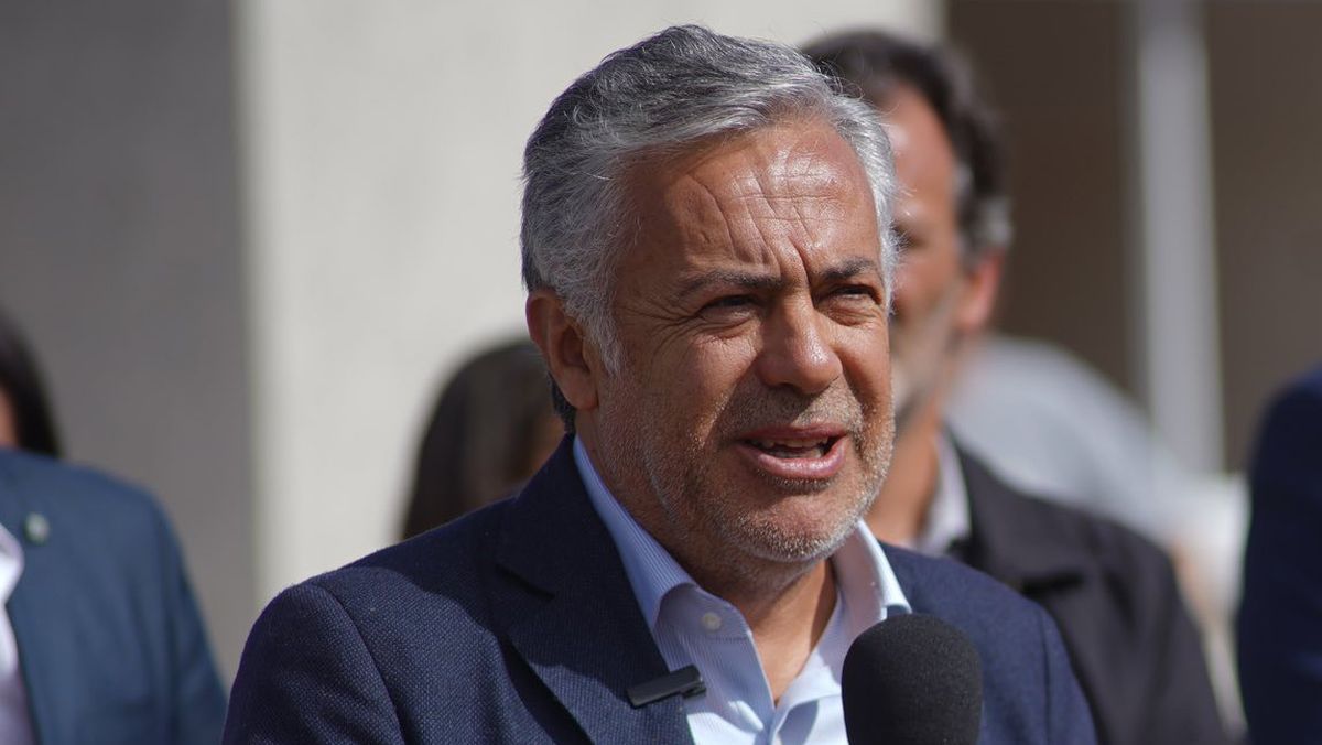 Alfredo Cornejo tuvo que acudir este domingo a la emergencia del Hospital Central por una suba de presión.