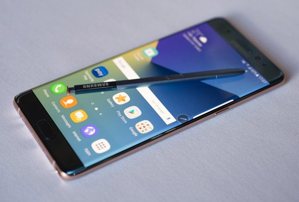 EEUU prohíbe llevar el Samsung Note 7 en aviones