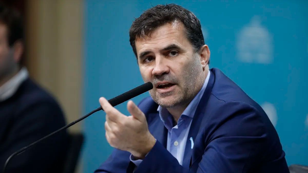 Darío Martínez, secretario de Energía, comentó la forma en la que se procederá a implementar el aumento de las tarifas.