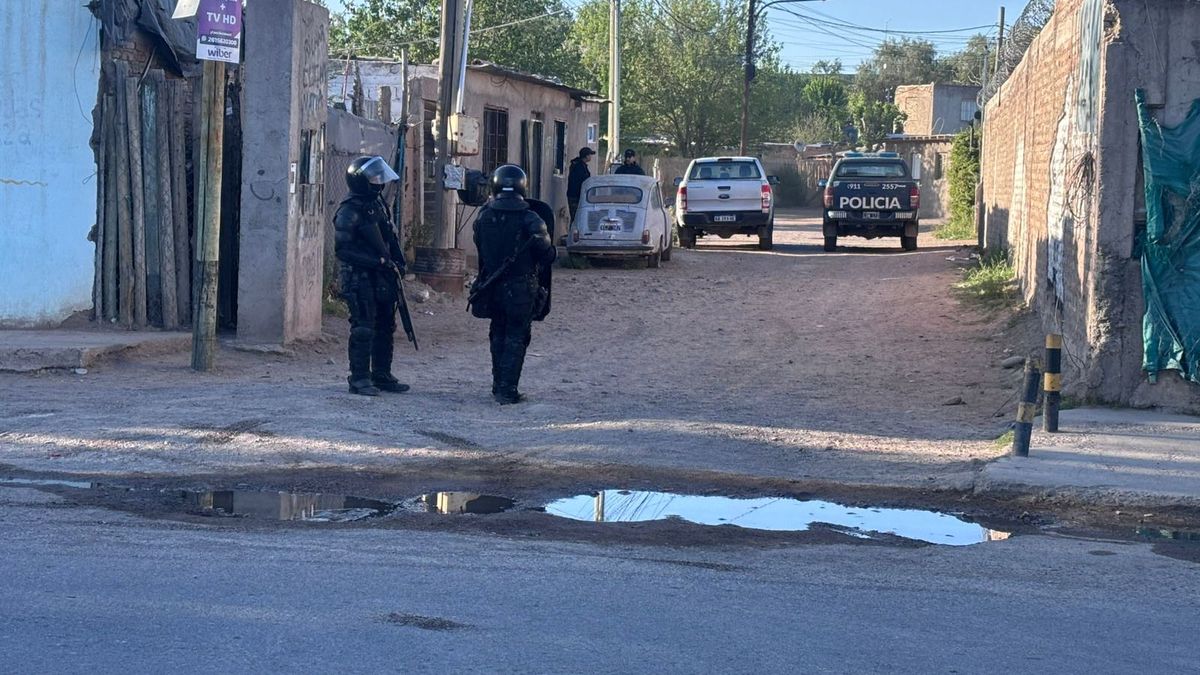 Son 12 los allanamientos en barrios de Chacras de Coria