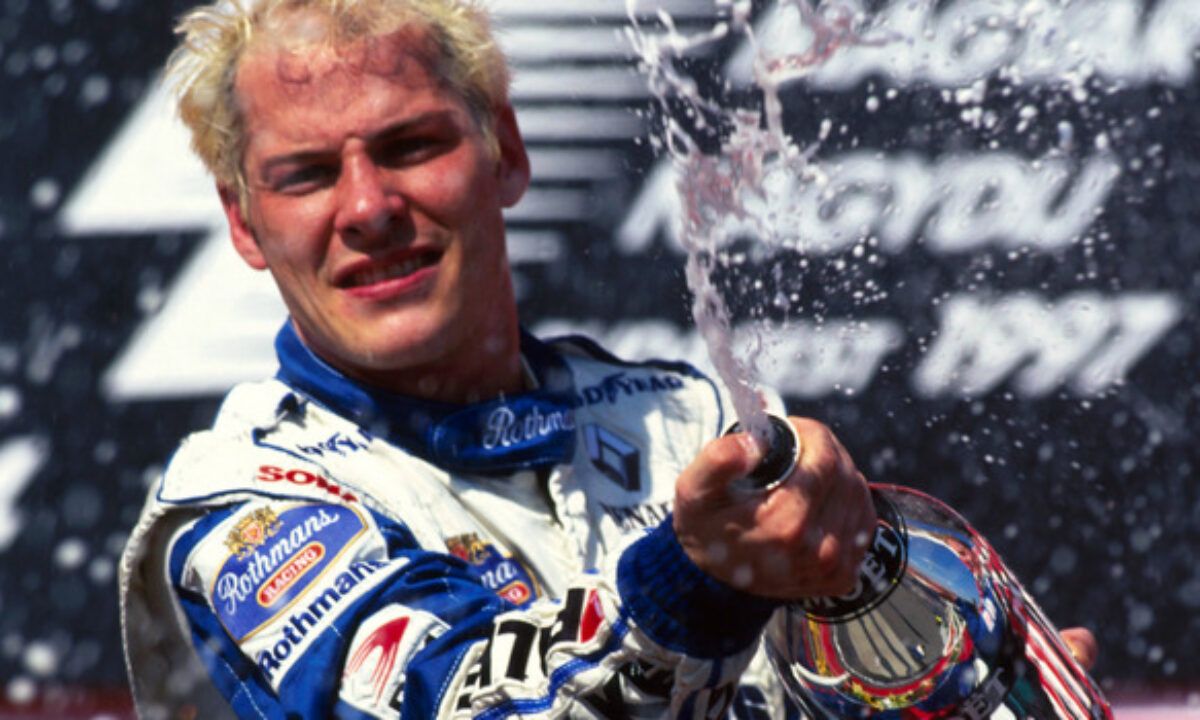 Jacques Villeneuve fue campeón de la Fórmula 1 en la temporada 1997. Jacques Villeneuve fue campeón de la Fórmula 1 en la temporada 1997.
