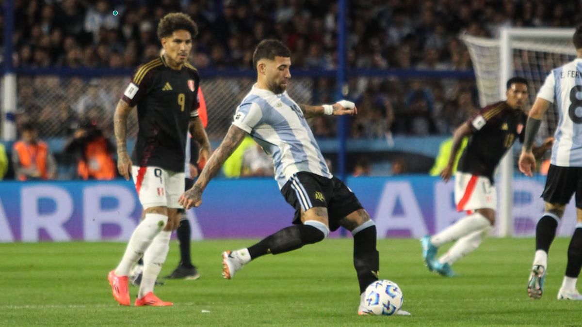 La Selección argentina ganó y mantuvo el lidrazgo de las Eliminatorias. La Selección argentina ganó y mantuvo el lidrazgo de las Eliminatorias.