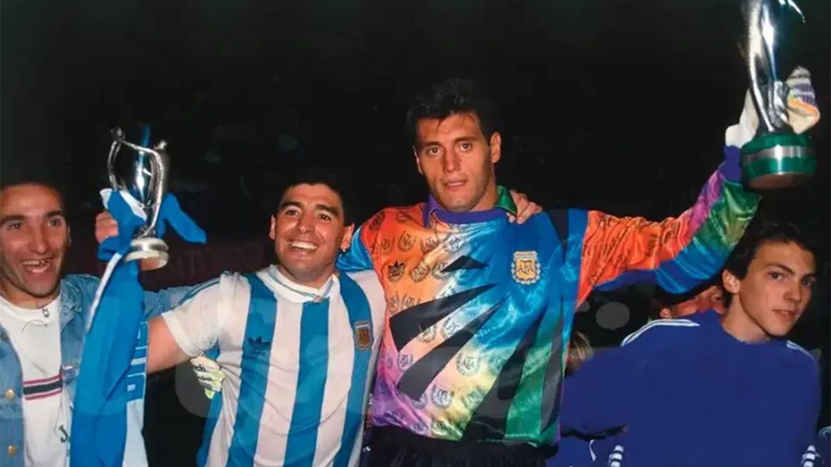 La Selección argentina, con Maradona y Goycochea, ganaron la Copa Artemio Franchi en 1993. La Selección argentina, con Maradona y Goycochea, ganaron la Copa Artemio Franchi en 1993.