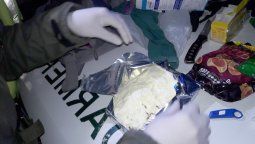 Hallaron cocaína dentro de una caja de leche en polvo