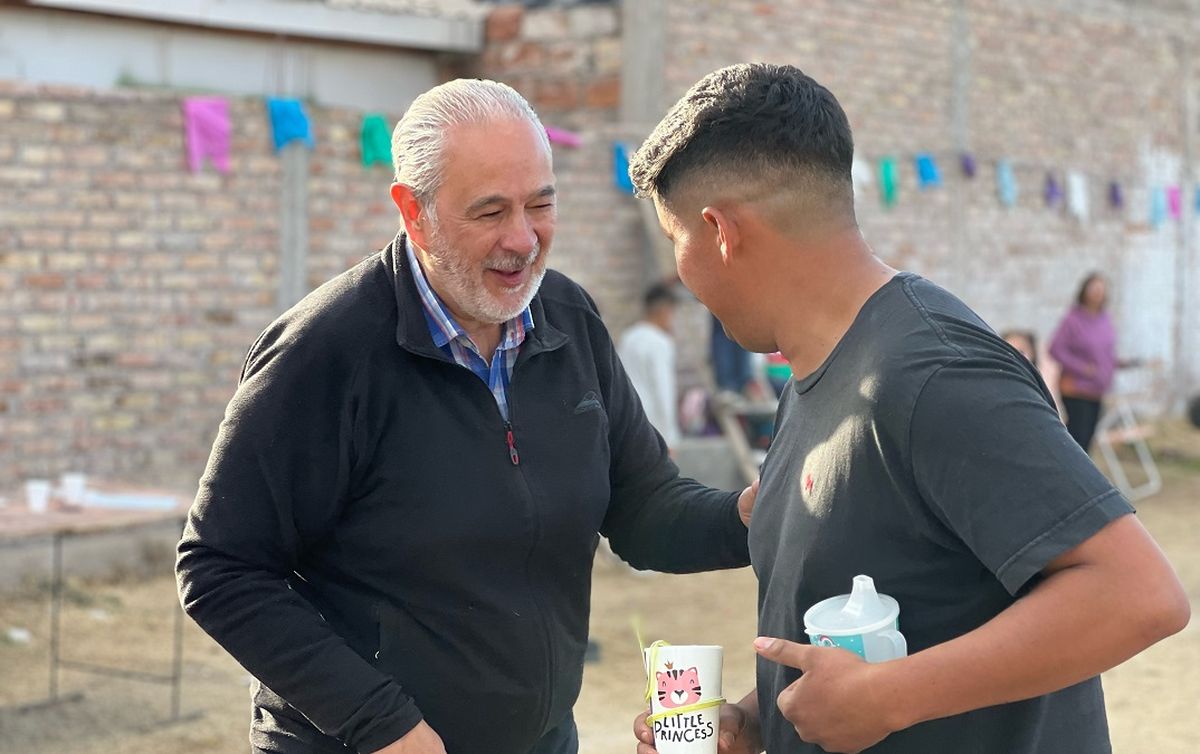 El médico se hizo cargo de San Carlos hace 15 días. El médico se hizo cargo de San Carlos hace 15 días.